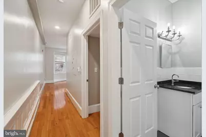 1955 Locust Street #2R, Philadelphia, PA 19103 - Photo 2