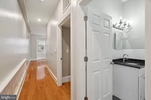 1955 Locust St, Philadelphia, PA 19103 - Photo 2