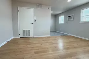 718 Rhawn St, Philadelphia, PA 19111 - Photo 2