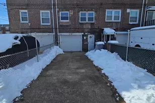 2849 Hellerman St, Philadelphia, PA 19149 - Photo 16