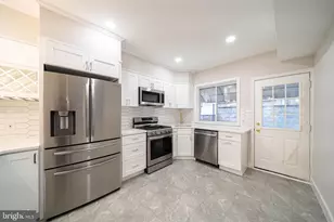 1226 S 6th St, Philadelphia, PA 19147 - Photo 12