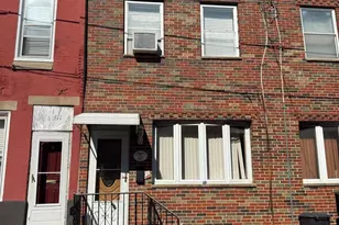 319 Mercy St, Philadelphia, PA 19148 - Photo 2