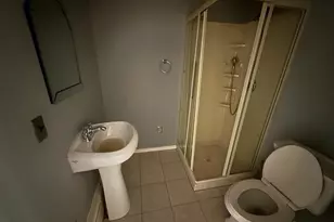 319 Mercy St, Philadelphia, PA 19148 - Photo 4