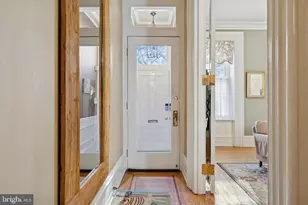 1422 Lombard St, Philadelphia, PA 19146 - Photo 2