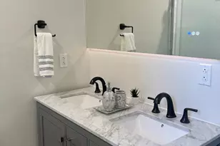 2407 W Seybert St, Philadelphia, PA 19121 - Photo 10