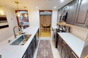 102 Church St, Philadelphia, PA 19106 - Photo 10