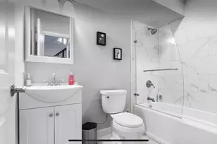 2127 S 6th St, Philadelphia, PA 19148 - Photo 12