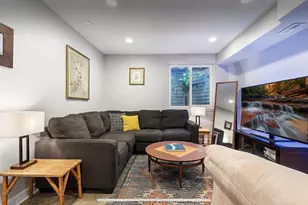 2127 S 6th St, Philadelphia, PA 19148 - Photo 22