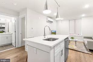 214 Vine St, Philadelphia, PA 19106 - Photo 4