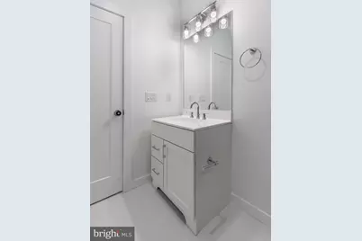 710 N 16th Street #105, Philadelphia, PA 19130 - Photo 12