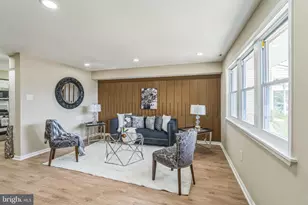 5734 Harbison Ave, Philadelphia, PA 19135 - Photo 2