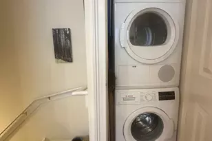 1014 Clinton St, Philadelphia, PA 19107 - Photo 12