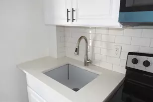 356 E Walnut Ln, Philadelphia, PA 19144 - Photo 4