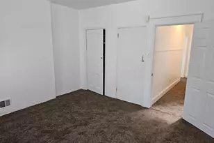 43 E Silver St, Philadelphia, PA 19134 - Photo 14