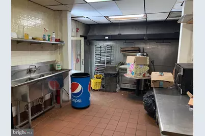 6721 Elmwood Avenue, Philadelphia, PA 19142 - Photo 8