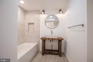 1611 Swain St, Philadelphia, PA 19130 - Photo 30