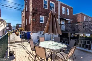 1223 Wellington St, Philadelphia, PA 19111 - Photo 24