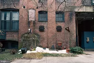 2042 Amber St, Philadelphia, PA 19125 - Photo 24