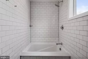 619 E Thompson St, Philadelphia, PA 19125 - Photo 18