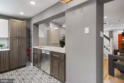 619 E Thompson Street, Philadelphia, PA 19125 - Photo 10