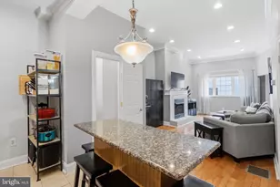 902 S 8th St, Philadelphia, PA 19147 - Photo 8