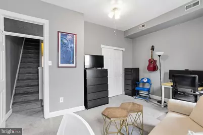 902 S 8th Street, Philadelphia, PA 19147 - Photo 22