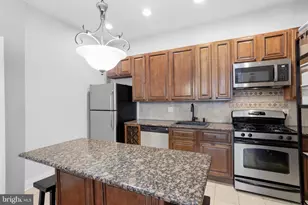 902 S 8th St, Philadelphia, PA 19147 - Photo 12