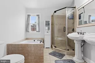 902 S 8th St, Philadelphia, PA 19147 - Photo 28