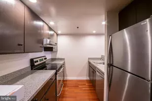 301 Race St, Philadelphia, PA 19106 - Photo 10