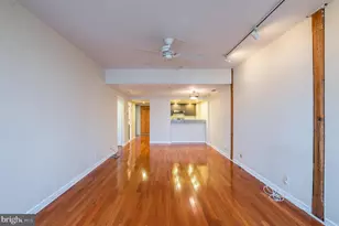 301 Race St, Philadelphia, PA 19106 - Photo 2