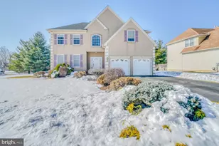 310 Par Dr, Philadelphia, PA 19115 - Photo 2