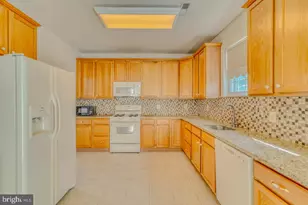 310 Par Dr, Philadelphia, PA 19115 - Photo 22