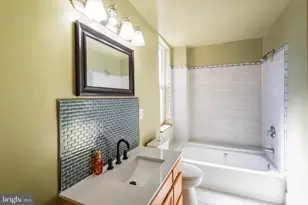 5426 W Jefferson St, Philadelphia, PA 19131 - Photo 14