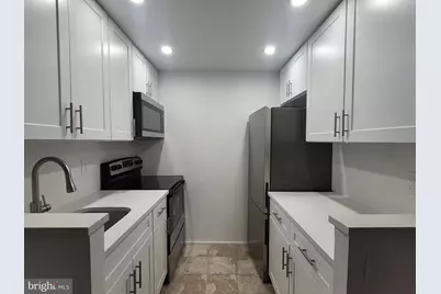 224 W Rittenhouse Square #802, Philadelphia, PA 19103 - Photo 2