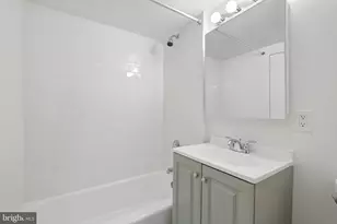 224 W Rittenhouse Square, Philadelphia, PA 19103 - Photo 8