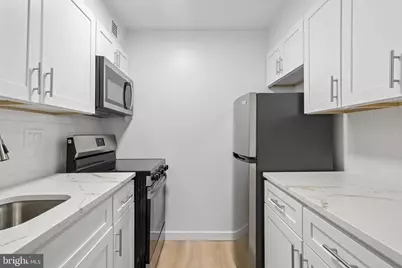 224 W Rittenhouse Square #802, Philadelphia, PA 19103 - Photo 4