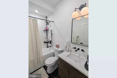 2050 Fairmount Avenue #2, Philadelphia, PA 19130 - Photo 20