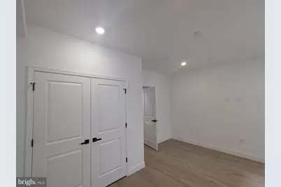 2050 Fairmount Avenue #2, Philadelphia, PA 19130 - Photo 12