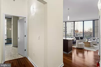 2101 Market Street #302, Philadelphia, PA 19103 - Photo 8