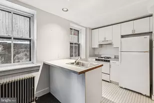 2106 Spruce St, Philadelphia, PA 19103 - Photo 46