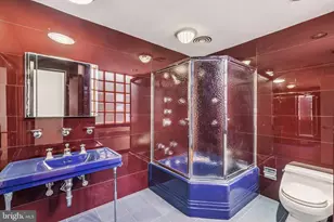 2106 Spruce St, Philadelphia, PA 19103 - Photo 38