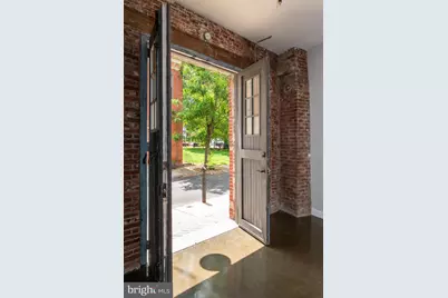 2135 E Susquehanna Avenue, Philadelphia, PA 19125 - Photo 16