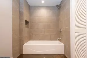 2135 E Susquehanna Ave, Philadelphia, PA 19125 - Photo 22