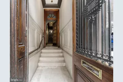 1602-04 Locust Street #402, Philadelphia, PA 19103 - Photo 2