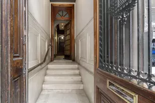 160204 Locust St, Philadelphia, PA 19103 - Photo 2