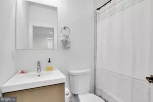 2604 Reed St, Philadelphia, PA 19146 - Photo 16