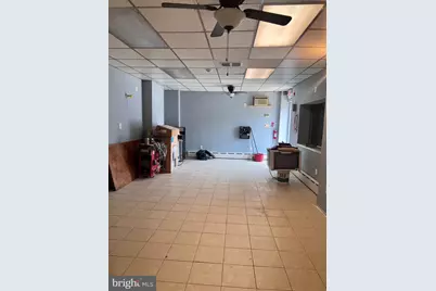 2052 S Garnet Street, Philadelphia, PA 19145 - Photo 6