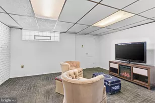 161 E Fariston Dr, Philadelphia, PA 19120 - Photo 18