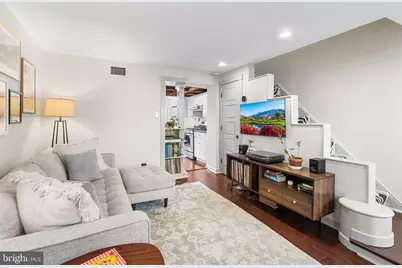 442 Fitzwater Street, Philadelphia, PA 19147 - Photo 4