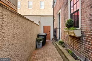 1013 Clinton St, Philadelphia, PA 19107 - Photo 16